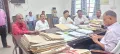 सफाई श्रमिकों को मिला वेतन, प्रदर्शन स्थगित