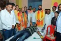 प्रधानमंत्री नरेंद्र मोदी के जन्मदिन पर 'सेवा संकल्प अभियान' को शुरू करते हुए लगाया रक्तदान शिविर