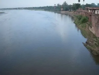 बटेश्वर में यमुना स्नान बना काल, युवक की डूबकर मौत कैंटर पूजन के लिए आया युवक यमुना में डूबा