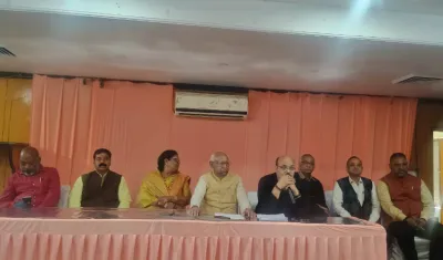 माथुर वैश्य महासभा के वर्तमान अध्यक्ष ने आरोपों का किया खण्डन