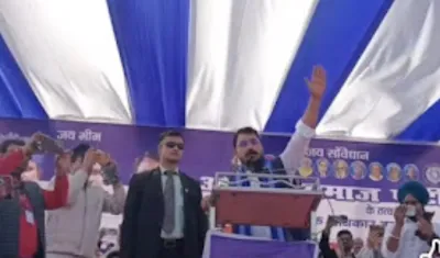 चंद्रशेखर आजाद रैली में भीड़ देखकर हुए गदगद , किये बड़े सियासी ऐलान