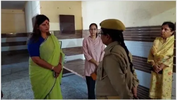कालंद्री बिहार नारी निकेतन पहुंची महिला आयोग की अध्यक्ष बबीता चौहान किया निरीक्षण