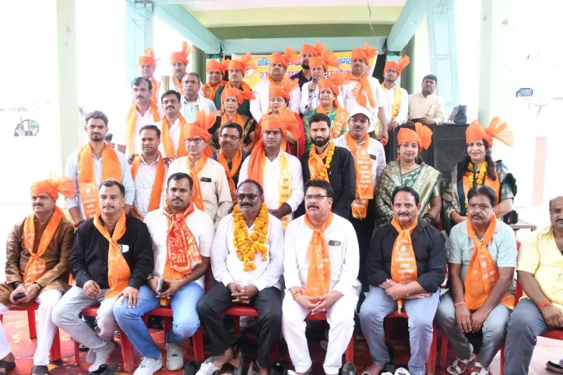 क्षत्रिय सभा जिला आगरा की शाखा जमुनापार की नव-निर्वाचित कार्यकारिणी का शपथ ग्रहण समारोह सम्पन्न
