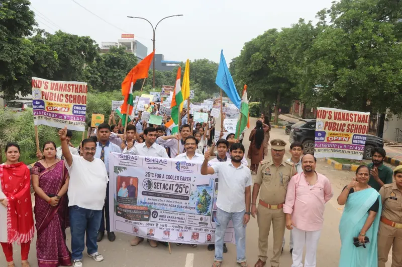 15 आगस्त की पूर्व संध्या पर इशरे ने किड्स वनस्थली स्कूल से दिया पर्यावरण बचाने का संदेश