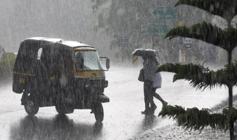 झारखंड के कई इलाके में चली आंधी, बारिश के साथ वज्रपात, कल के लिए यलो अलर्ट जारी