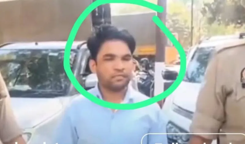 10वीं भी नहीं पास और फर्जी आईएएस ऑफिसर कर डाली 26 शादी ,गोरखपुर में विदाई के समय हुआ गिरफ्तार