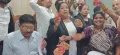 ई-रजिस्ट्रेशन/फ्रंट ऑफिस के के विरोध में सदर तहसील में शनिवार को भी अधिवक्ताओं ने किया प्रदर्शन