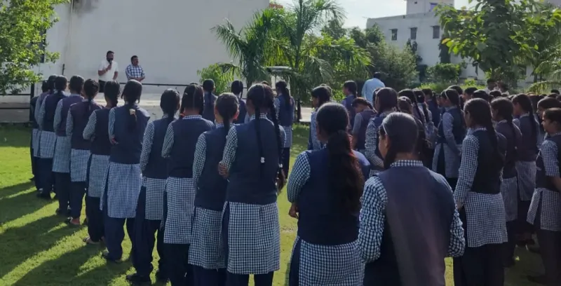 शंकराचार्य जी के गौ गर्जना महासभा के समर्थन में आगरा में आयोजित हुई संगोष्ठी