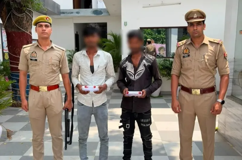 थाना कमला नगर पुलिस ने घर में घुसकर चोरी करने वाले दो अभियुक्तों को गिरफ्तार कर किया घटना का खुलासा