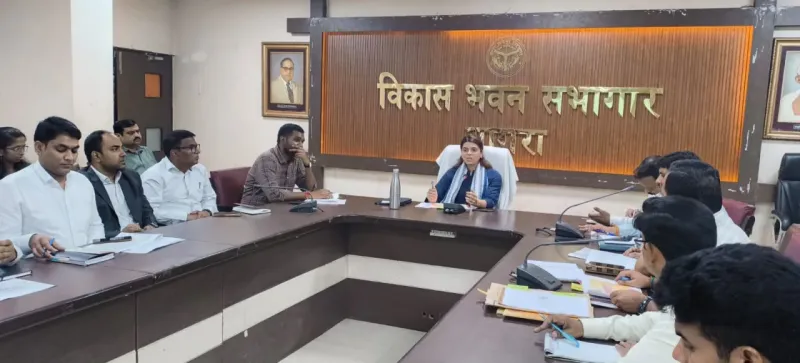 आगरा की अर्थव्यवस्था ने पकड़ी रफ्तार, GDP 88 हजार करोड़ के पार