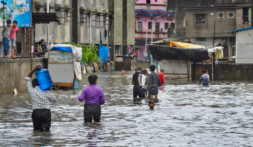 Weather Report: दिल्ली में अगले सप्ताह मिलेगी लू से राहत, इन हिस्सों में भी होगी झमाझम बारिश, मौसम के 10 अपडेट्स