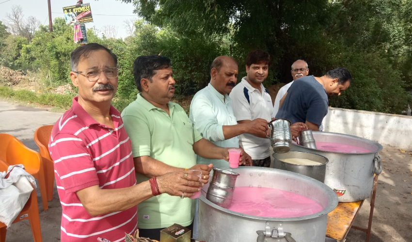 दिव्य वाटिका में मनाया गया दशहरा पर्व