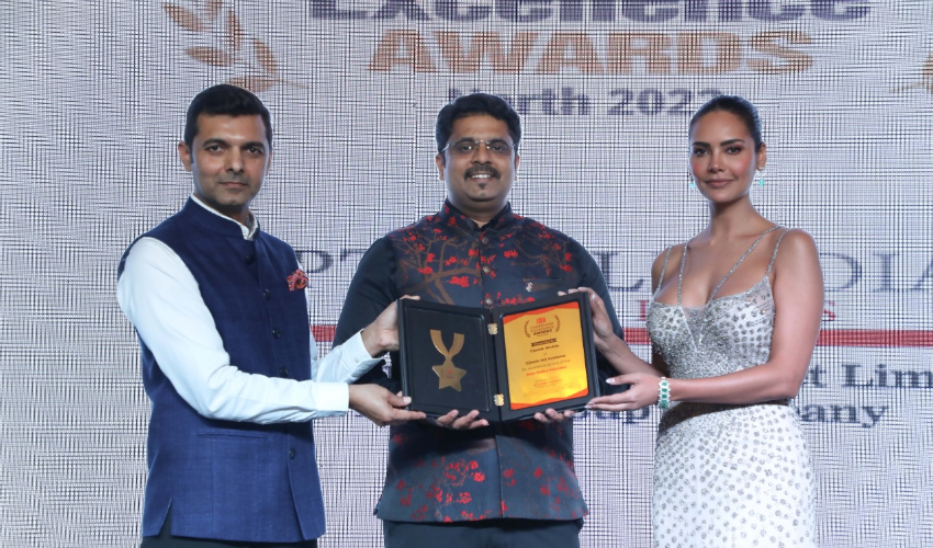 ओजांक आईएएस अकादमी के निदेशक ओजांक शुक्ला को मिला 2022 का ईटी लीडरशिप एक्सीलेंस अवार्ड,