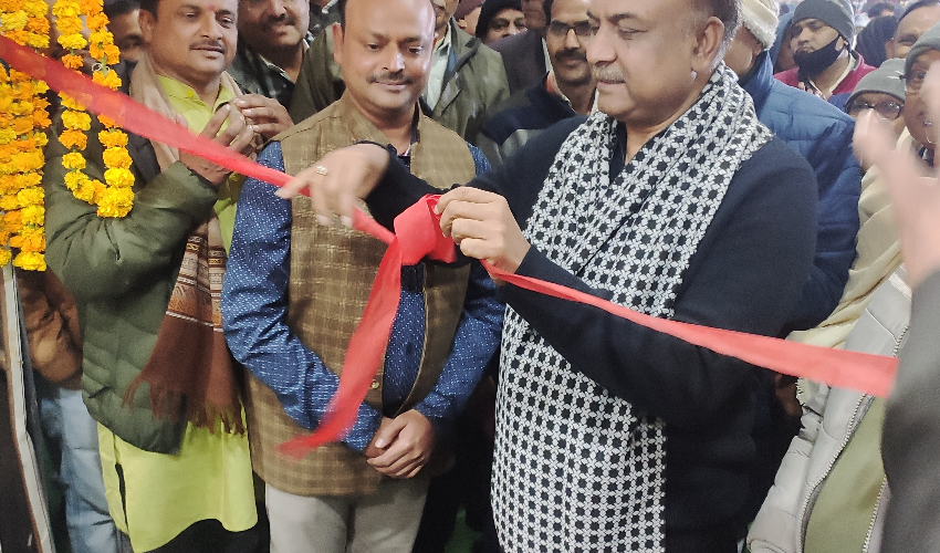 बोदला में खुला दीनदयाल स्वदेशी केंद्र ,महापौर ने किया उदघाटन,लगा संघ साहित्य का बिक्री केंद्र