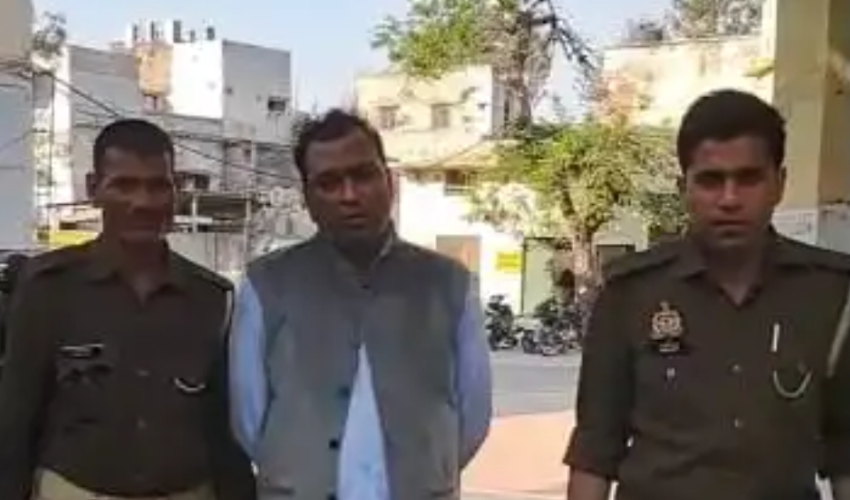 आगरा में पुलिस ने पकड़ा फर्जी आईएएस