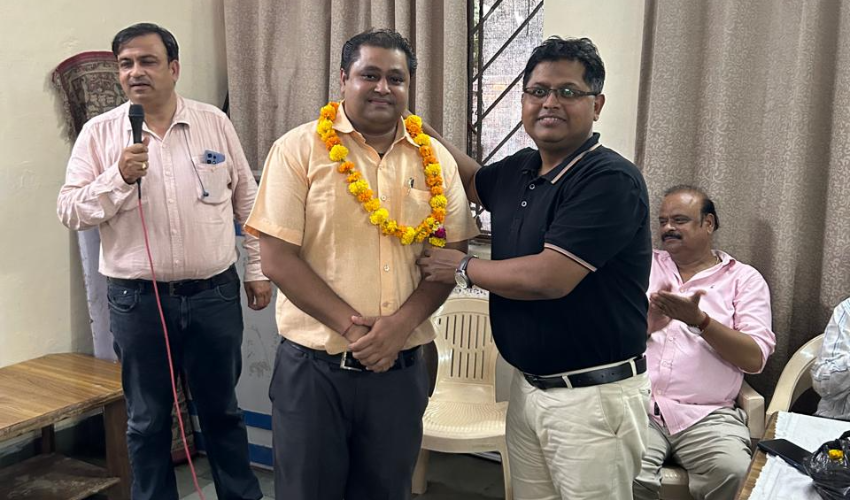 नीमा आगरा शाखा के आम चुनाव में डा करुणाकर दीक्षित अध्यक्ष,डॉ यदुवीर सिंह सचिव चुने गए