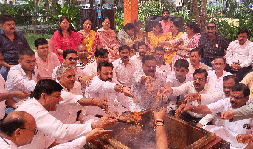 मिथिलावासियों ने इंद्रदेव से लगाई गुहार, माता जानकी के विवाह में मत बरसो मूसलाधार